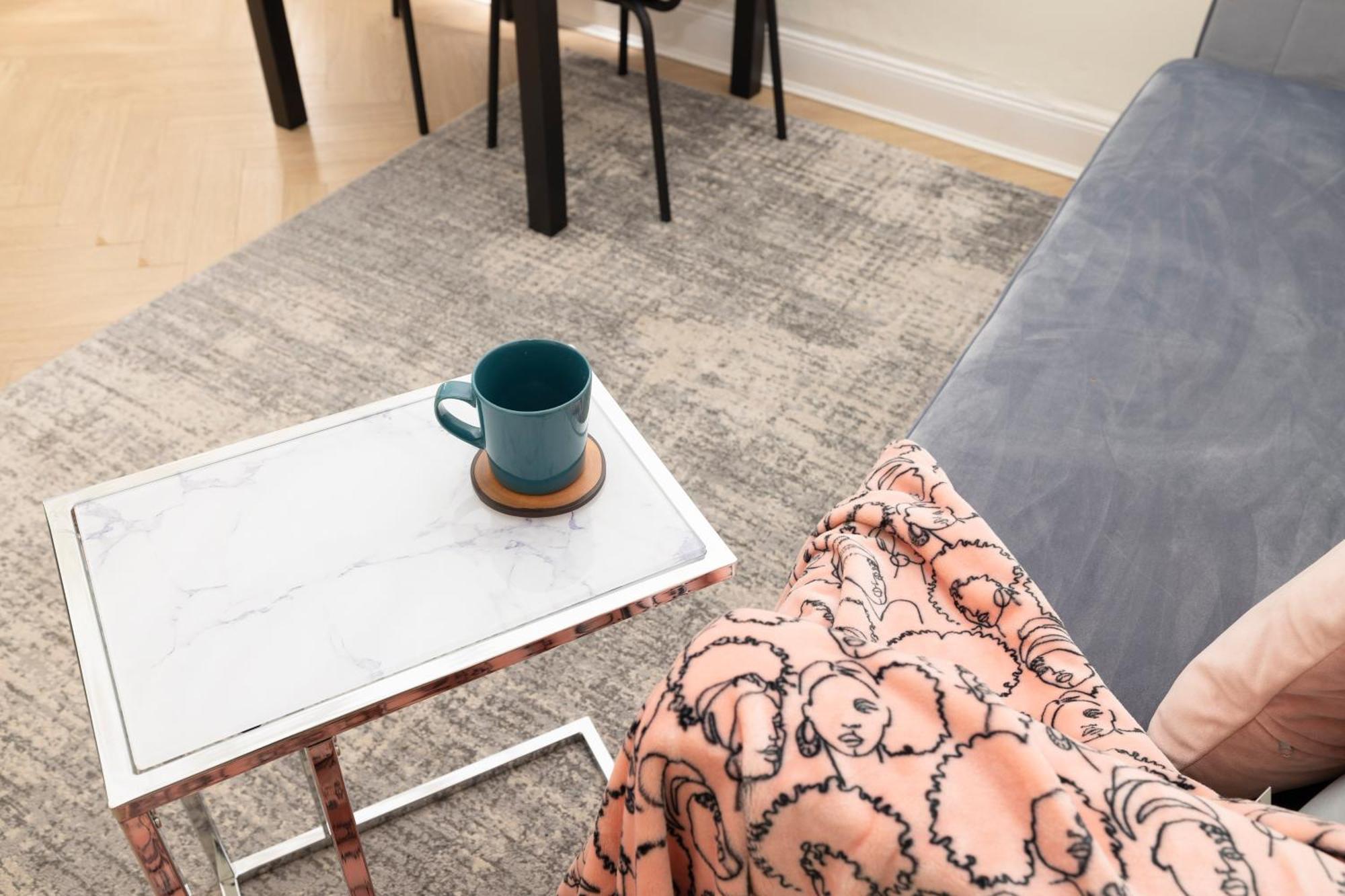Joivy Modern Flat In City Centre - For Up To 3 Guests * EDI